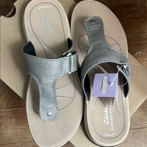 Clarks Women's Gray Sandals